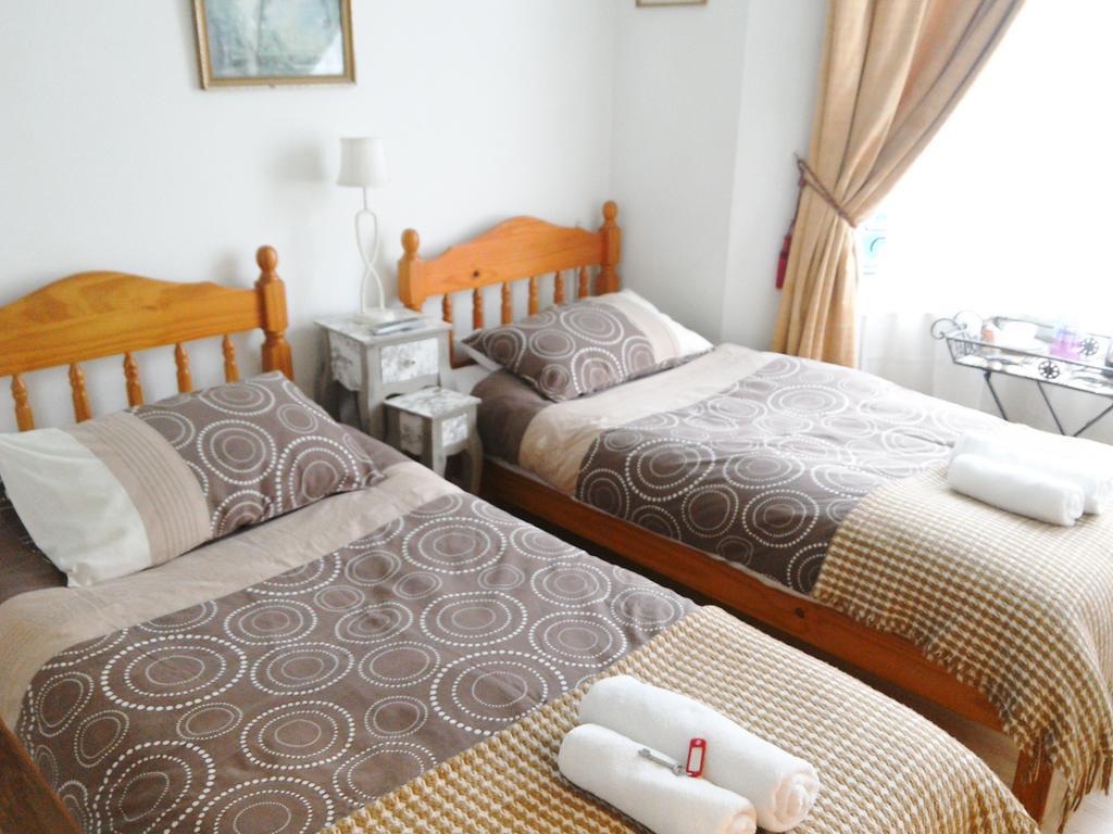 Brooklands Guest House CBG Zimmer foto