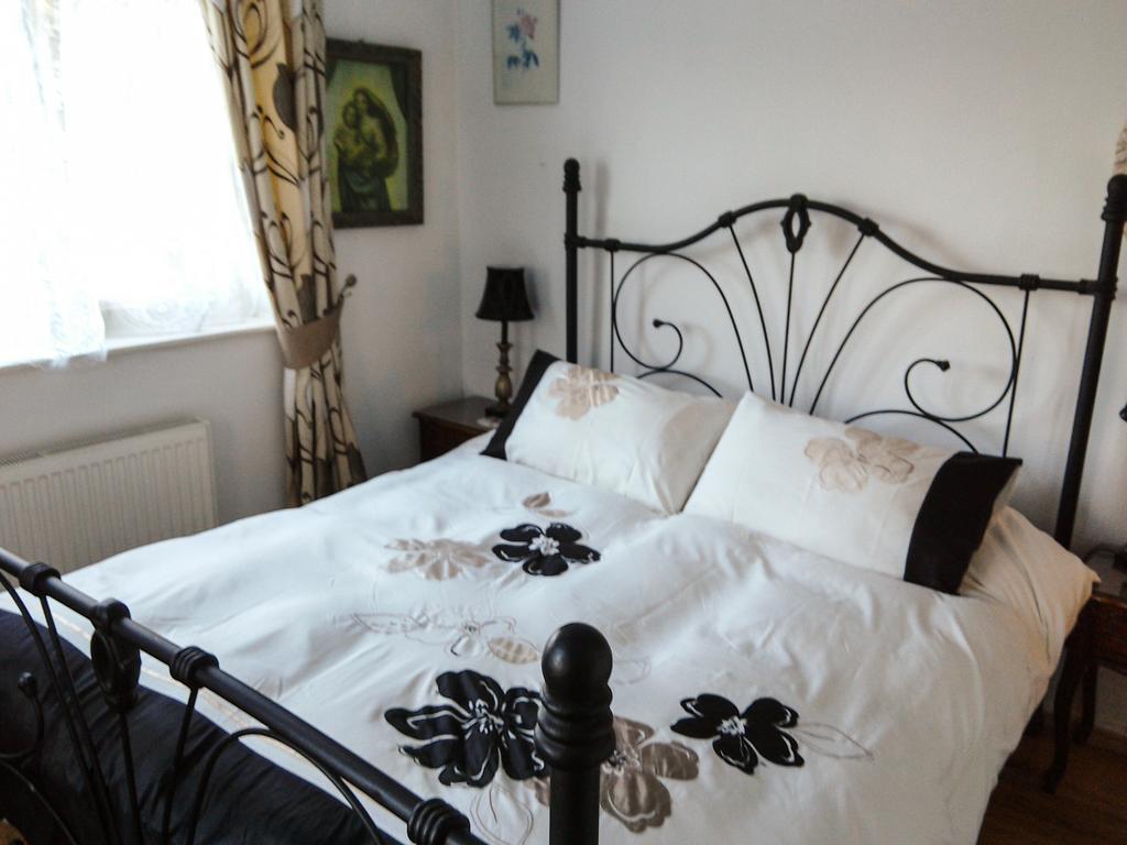 Brooklands Guest House CBG Zimmer foto